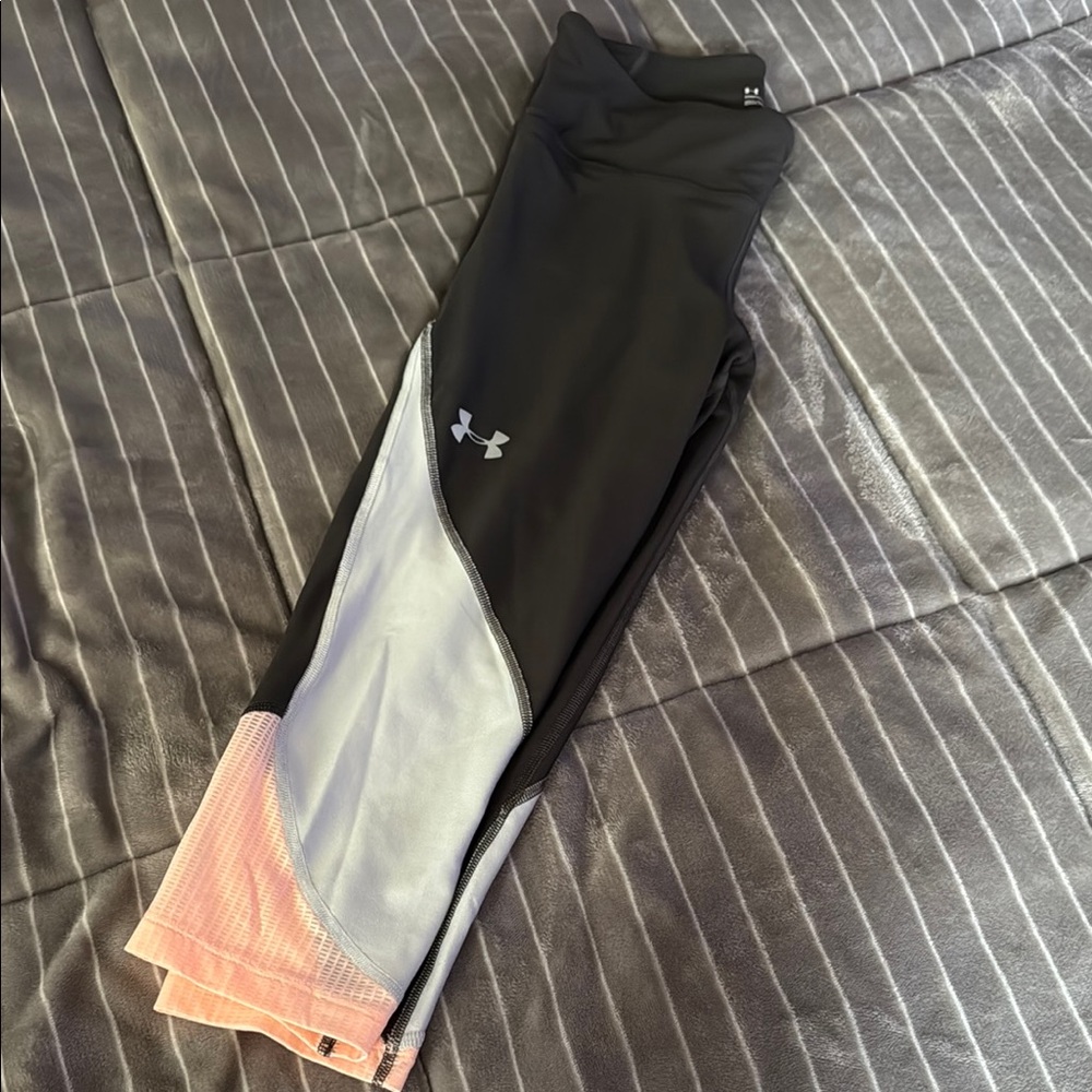 Cropped Under Armour Black, Gray, and Pink Leggings